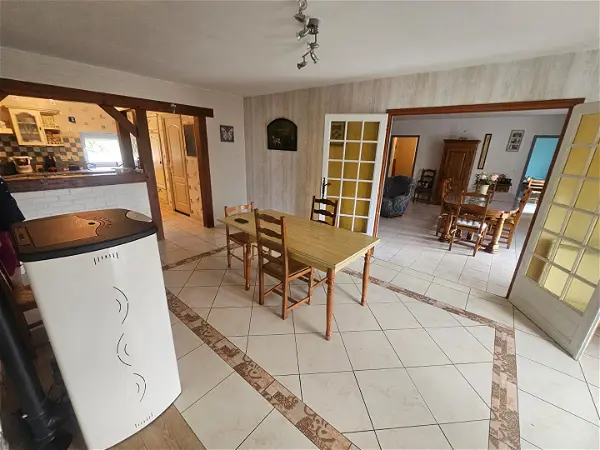 Achat maison 6 pièces - 150m² à Livre la touche (53400)