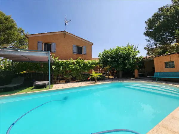 Achat maison 7 pièces - 163m² à Pertuis (84120)