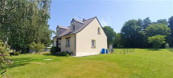 Achat maison 6 pièces - 102m² à Saint pierre la cour (53410)
