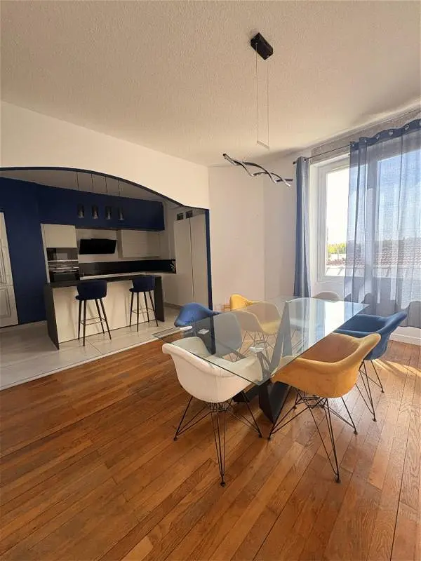Appartement à louer - Romans-sur-Isère, 3 pièces