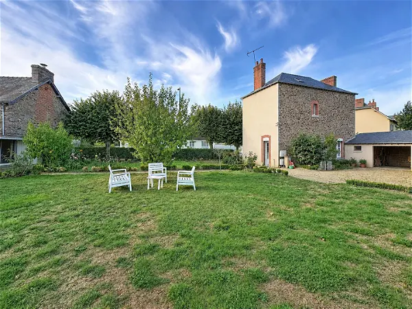 Achat maison 6 pièces - 93m² à Mayenne (53100)