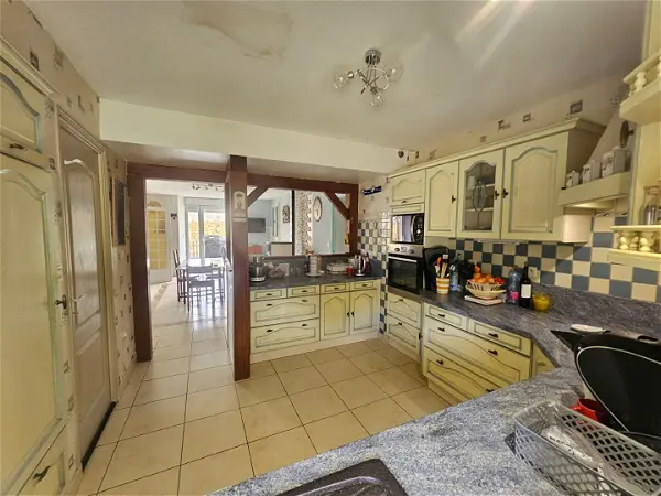 Achat maison 6 pièces - 150m² à Livre la touche (53400)
