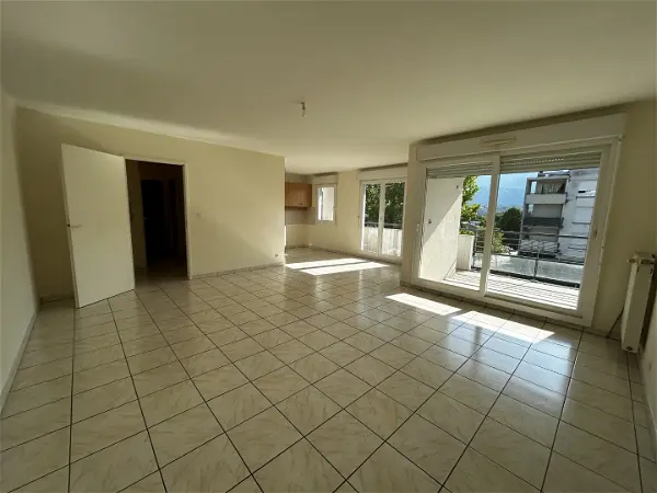 Location appartement 4 pièces - 81.57m² à La motte servolex (73290)