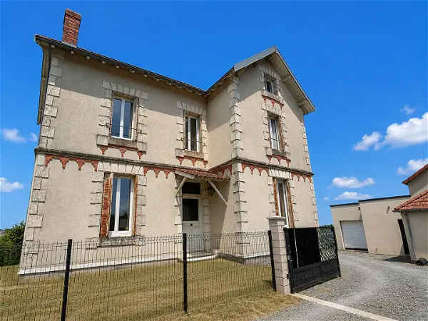 Maison à vendre - LA VILLEDIEU DU CLAIN, 5 pièces