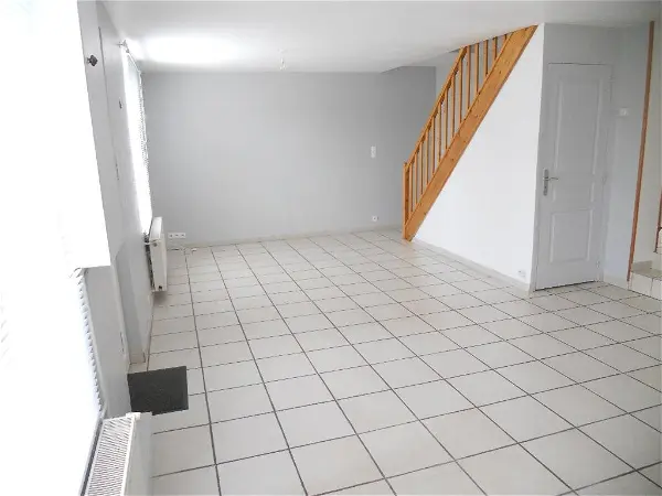 Maison à louer - Blendecques, 3 pièces