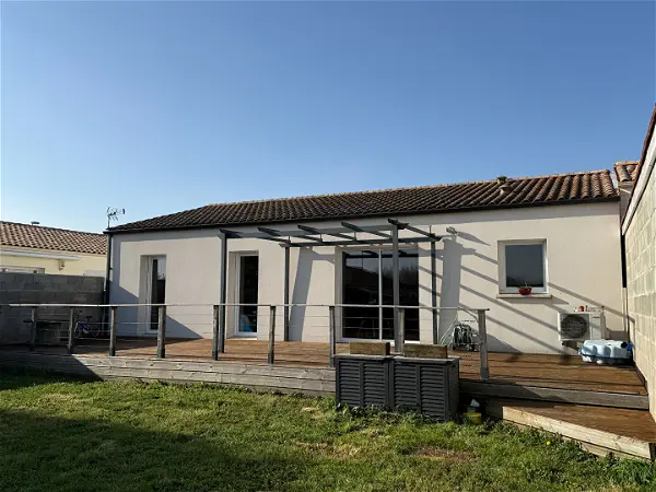 Achat maison 4 pièces - 81.76m² à Surgeres (17700)