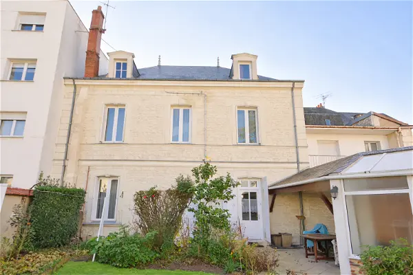 Maison à vendre - CHATELLERAULT, 10 pièces