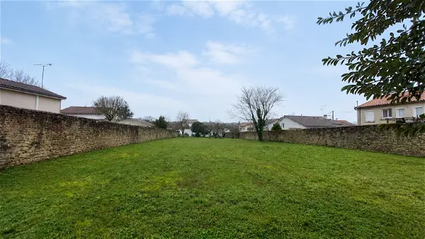 Terrain à vendre - NIORT - 1700 m²