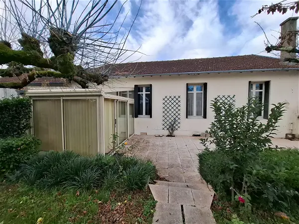 Maison à vendre - SAINT JEAN D ANGELY, 5 pièces