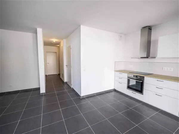 Appartement à louer - CHAMBERY, 3 pièces