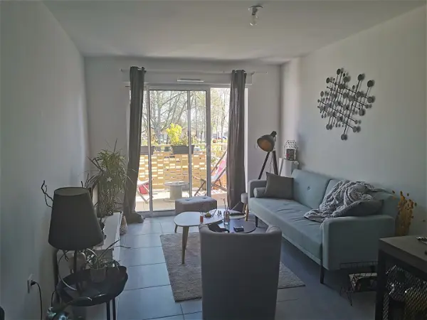 Location appartement 2 pièces - 42m² à Murs erigne (49610)