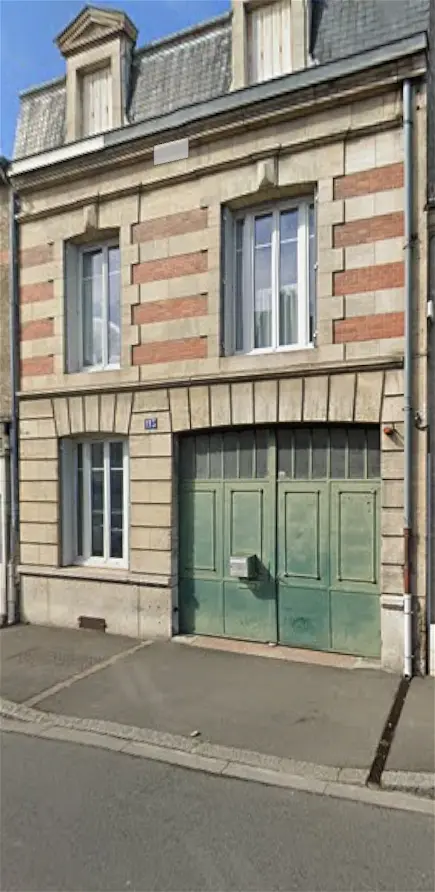 Location maison 8 pièces - 182m² à Orleans (45000)
