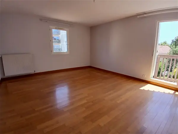 Location appartement 3 pièces - 69.21m² à La rochelle (17000)