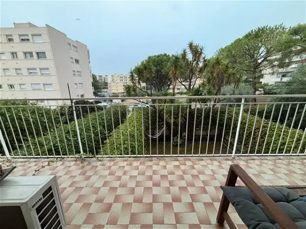 Appartement à louer - ANTIBES, 3 pièces
