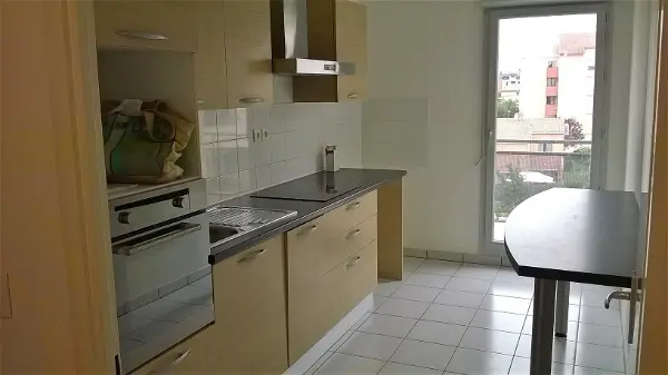 Appartement à louer - TOULOUSE, 3 pièces