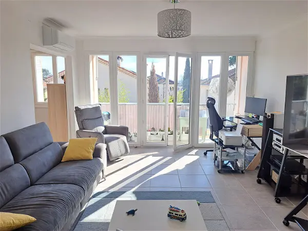 Appartement à vendre - BOURG LES VALENCE, 4 pièces