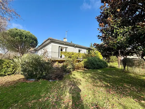 Maison à vendre - SAINT PIERRE DU MONT, 5 pièces