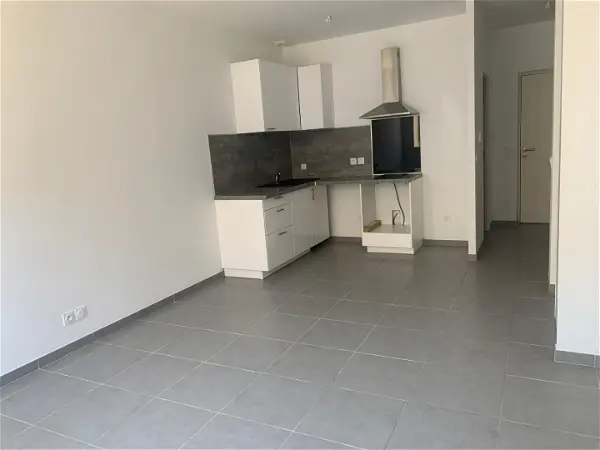 Location appartement 1 pièce - 33.28m² à Marseille (13008)