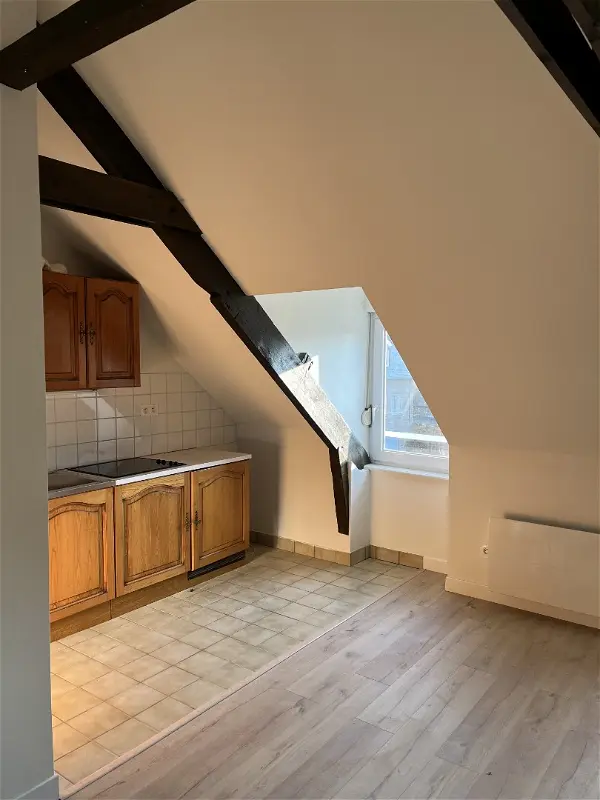 Location appartement 3 pièces - 45m² à Lamballe (22400)