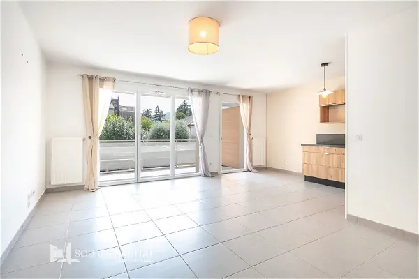 Appartement à vendre - FONTAINE, 4 pièces