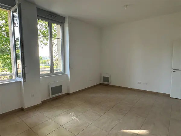 Appartement à louer - VILLENAVE D ORNON, 1 pièce