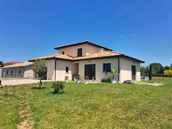 Location maison 6 pièces - 125.67m² à Vernioz (38150)
