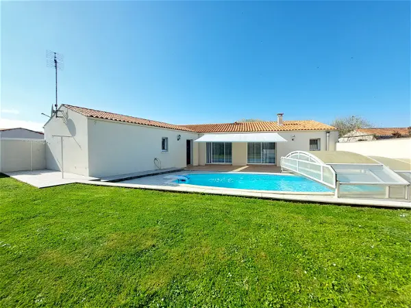 Achat maison 5 pièces - 125.4m² à Rochefort (17300)