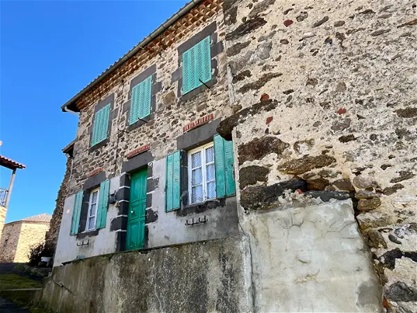 Achat maison 5 pièces - 90m² à Villeneuve d allier (43380)