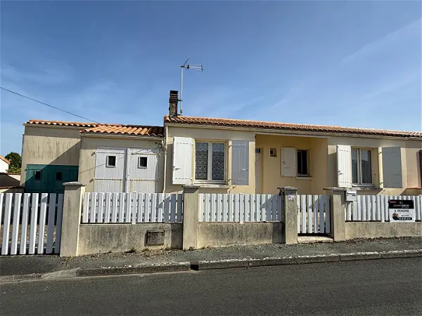 Maison à vendre - SURGERES, 3 pièces