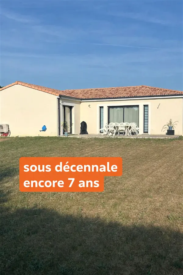 Maison à vendre - NEUVILLE DE POITOU, 5 pièces