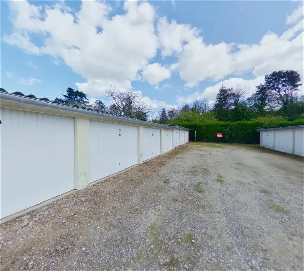 Stationnement à louer - CHAUVIGNY - 14 m²