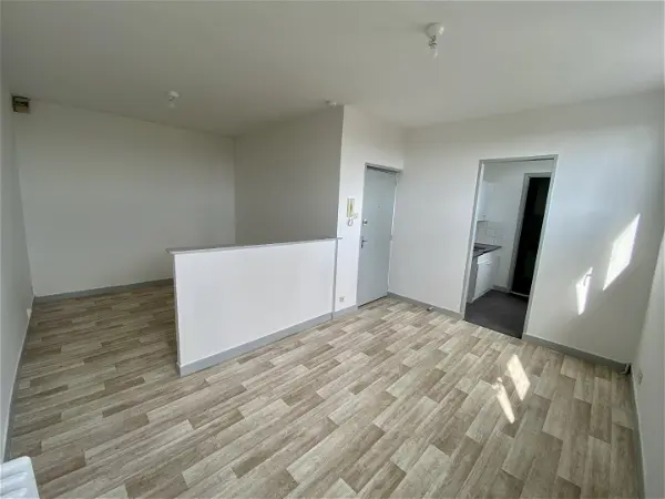 Location appartement 1 pièce - 27.29m² à Roubaix (59100)