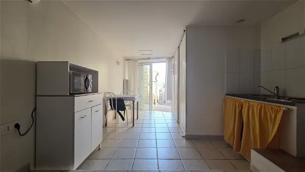 Location appartement 1 pièce - 17.26m² à La cadiere d'azur (83740)