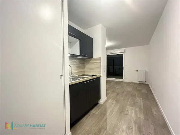 Location appartement 1 pièce - 25.61m² à Rennes (35700)