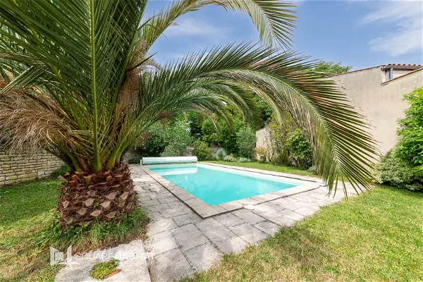 Maison à vendre - NIORT, 12 pièces