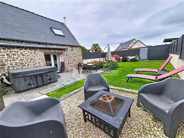 Maison à vendre - TRELEVERN, 8 pièces