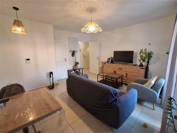 Appartement à louer - Villeurbanne, 3 pièces