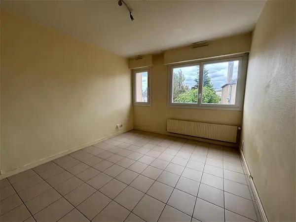 Appartement à vendre - LAVAL, 1 pièce