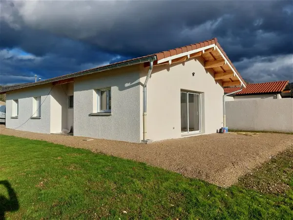 Maison à louer - Poncin