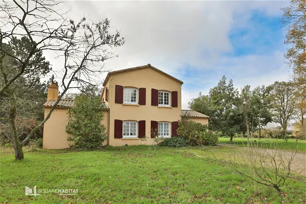 Achat maison 6 pièces - 132m² à Sainte flaive des loups (85150)