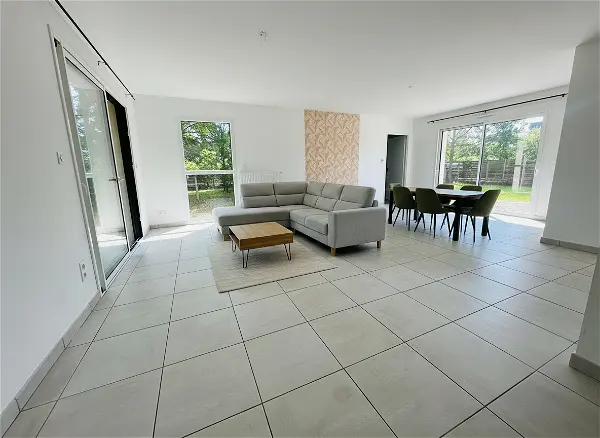 Maison à vendre - SAINT SYLVAIN D ANJOU, 5 pièces