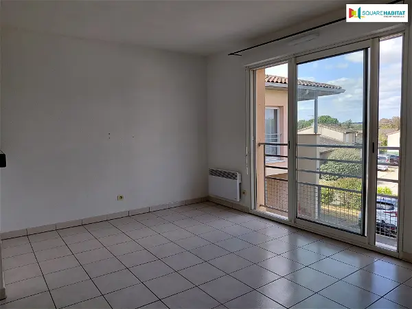 Location appartement 2 pièces - 43.21m² à L' isle-jourdain (32600)