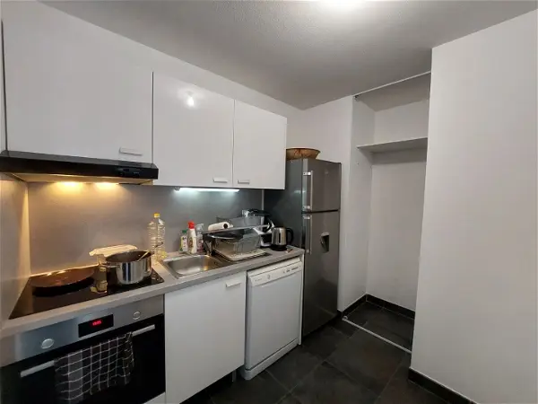 Appartement à louer - Vénissieux, 3 pièces