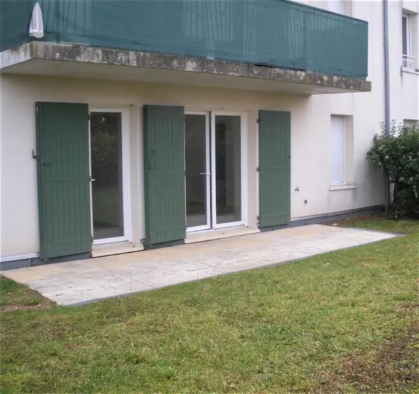 Appartement à louer - SAINTES, 2 pièces
