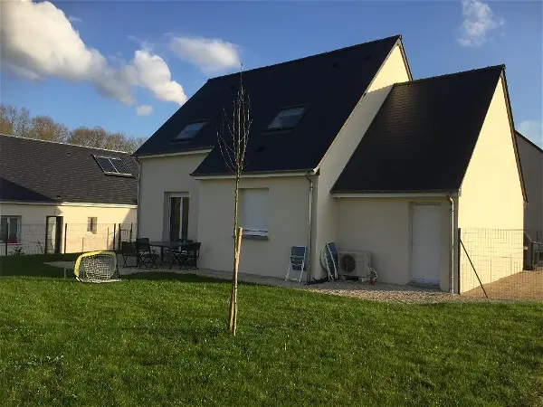 Maison à louer - MONTBAZON, 5 pièces