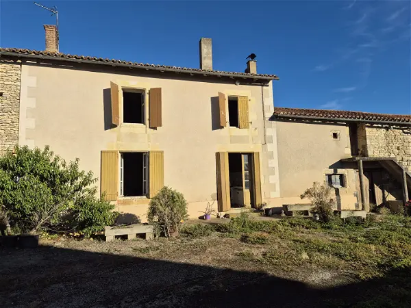 Achat maison 3 pièces - 88m² à Cherves (86170)
