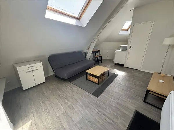 Location appartement 1 pièce - 17.69m² à Troyes (10000)