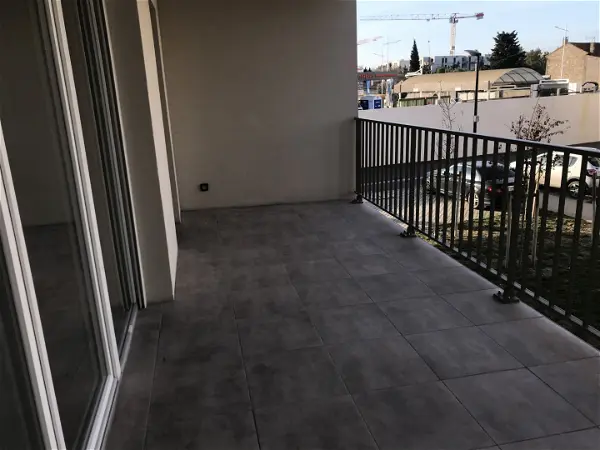 Appartement à louer - ARLES, 3 pièces