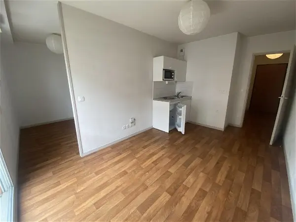 Appartement à louer - Grenoble, 1 pièce
