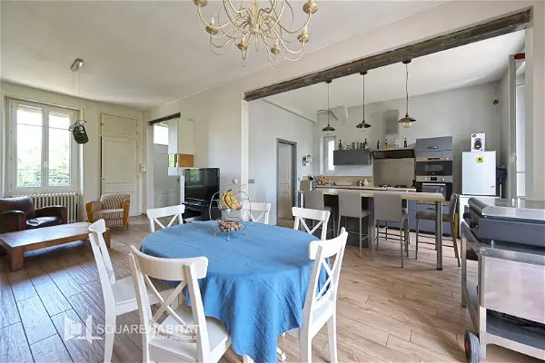 Maison à vendre - BEAUREPAIRE, 5 pièces